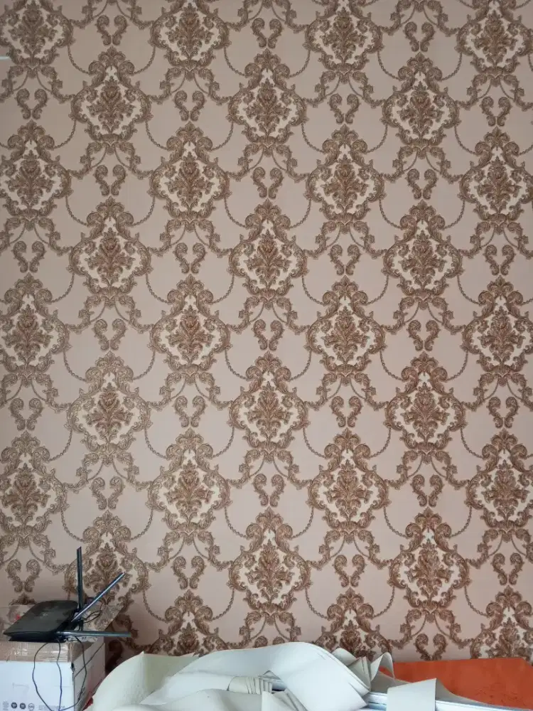 Jasa wallpaper dinding berikut pasang