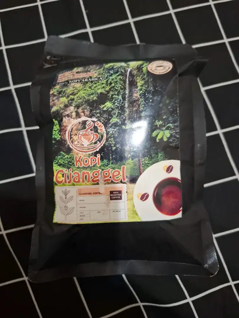 Biji Kopi Arabica (Kopi Cijanggel) 100 Gram