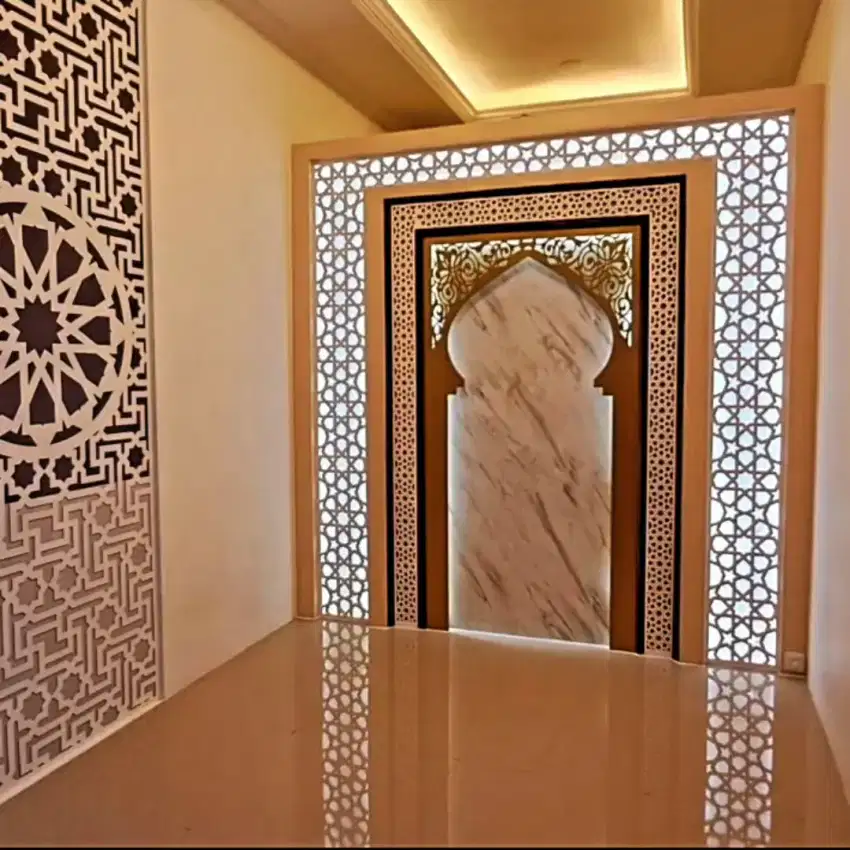 Mihrab Partisi Mushola Premium Class