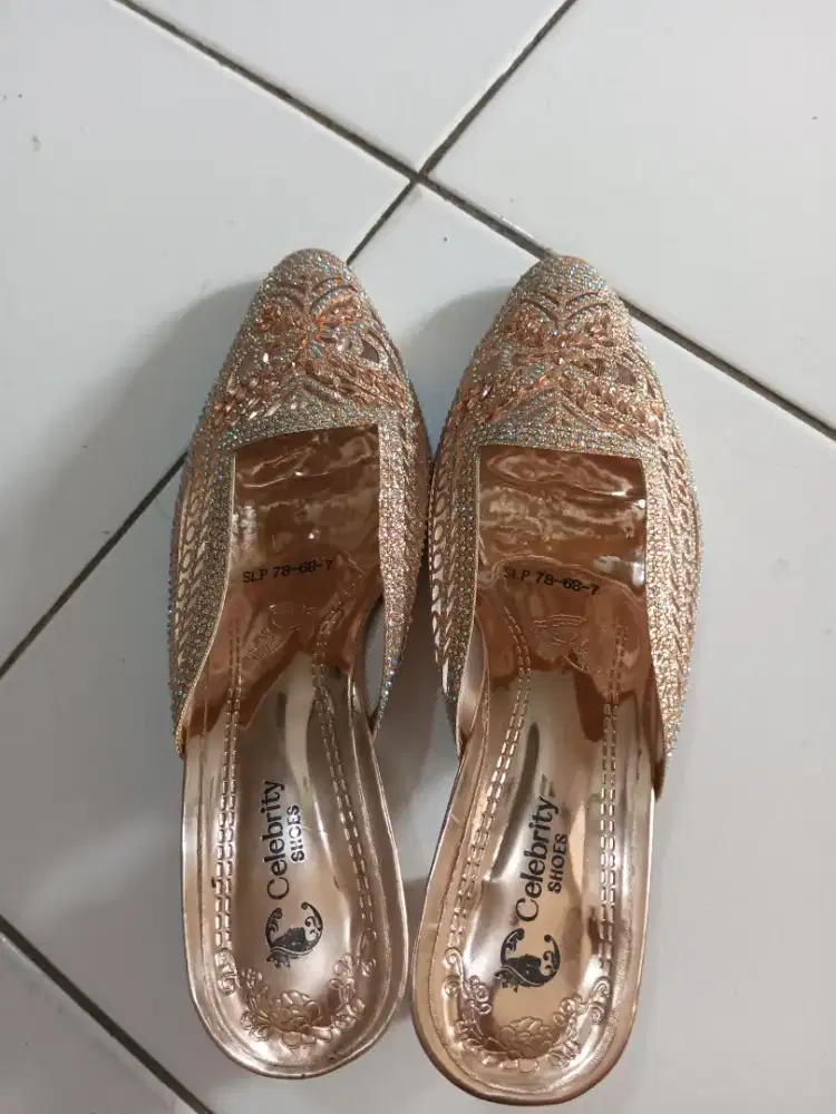 Sepatu Pesta Bigsize