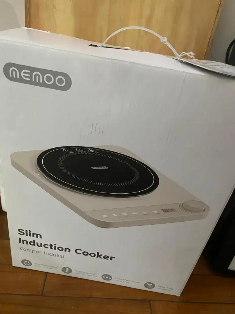 Memoo Kompor Induksi Slim 100-1000 Watt - Putih Induction Stove