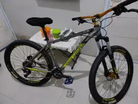 Dijual MTB Polygon PREMIER 5 Size M 27.5