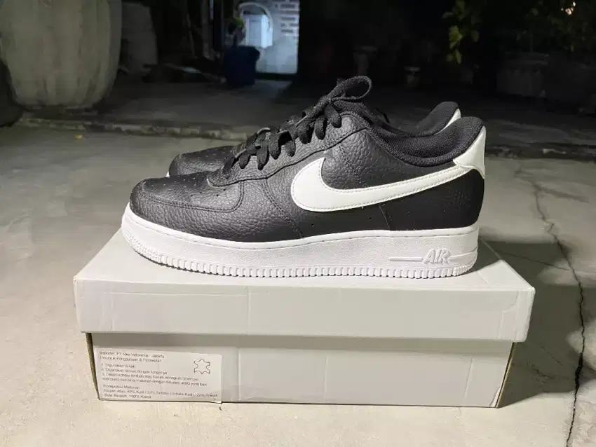 Af 1 low black white size 44 us 10