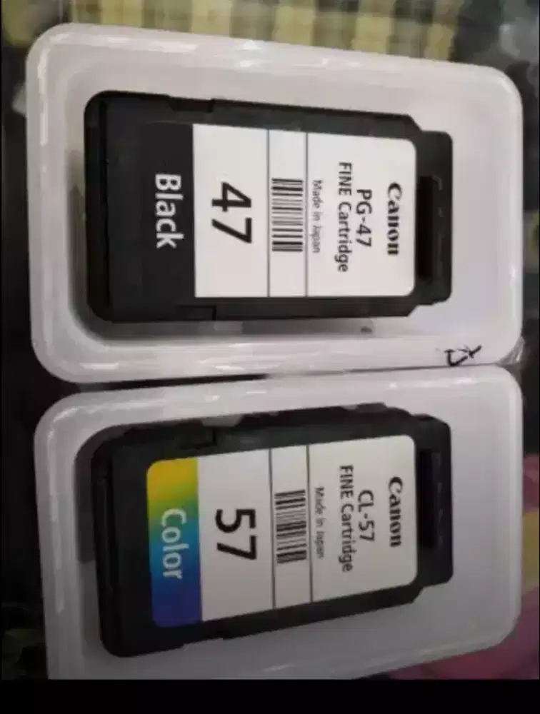 Menerima cartridge tinta printer