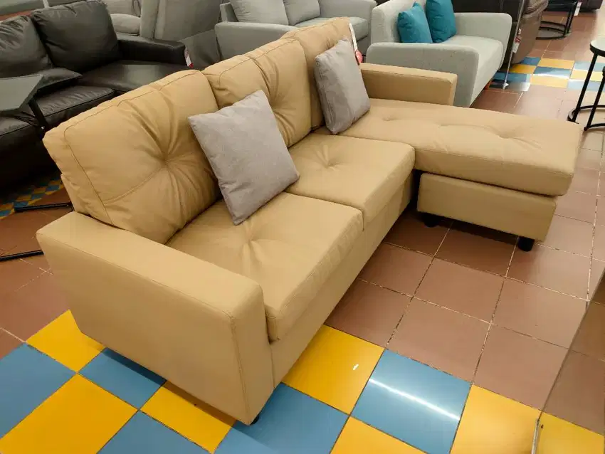 Sofa Tasyi Sectional