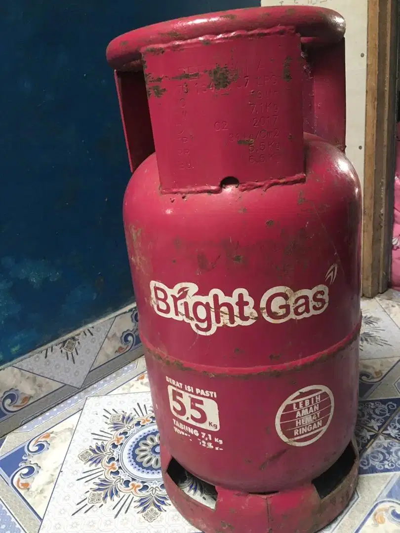 Gas pink ukuran 5.5 kg