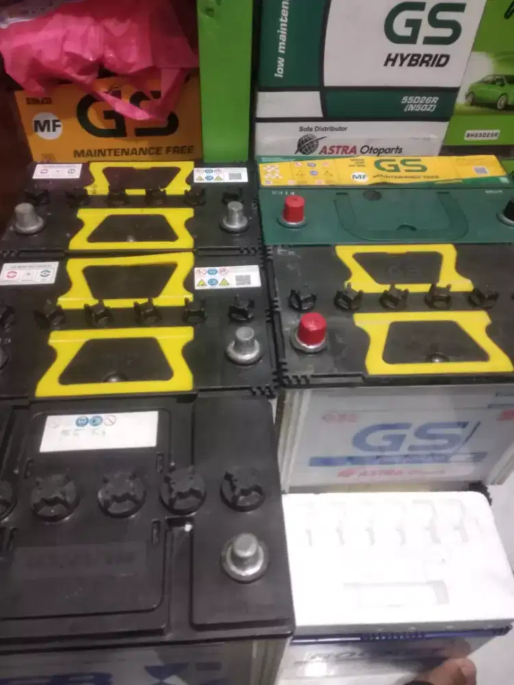 Aki mobil seken copotan