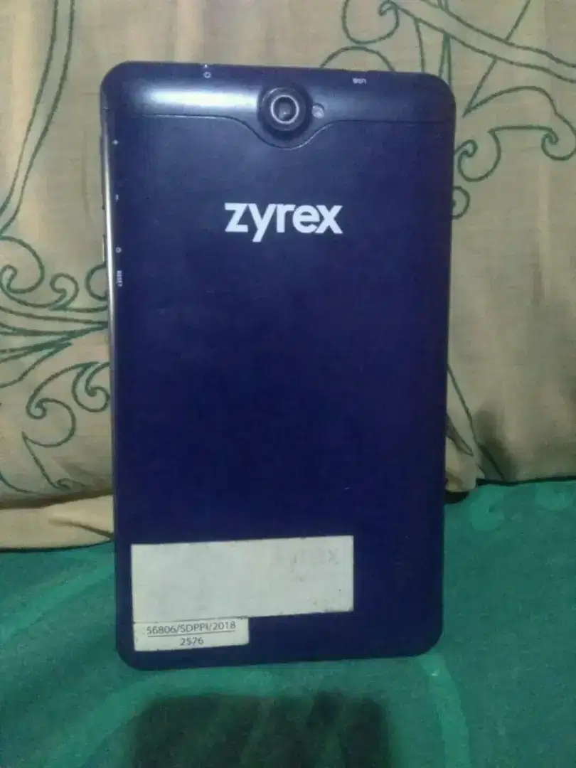 Tablet Zyrex ZT216 4G 2/16gb