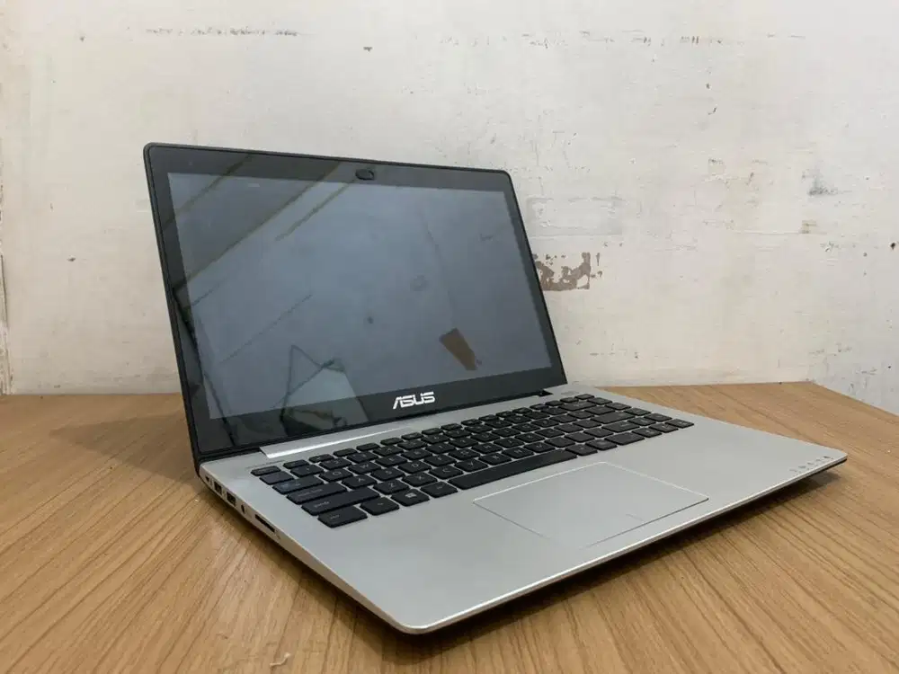 Laptop Asus S400c