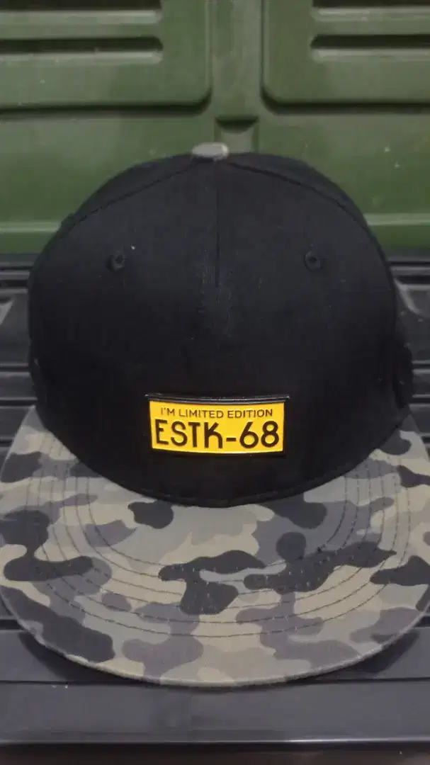 Topi Elstinko Snapback Setelan