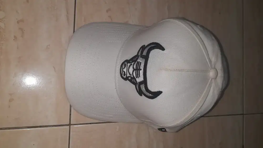 Topi dewasa banteng stelan