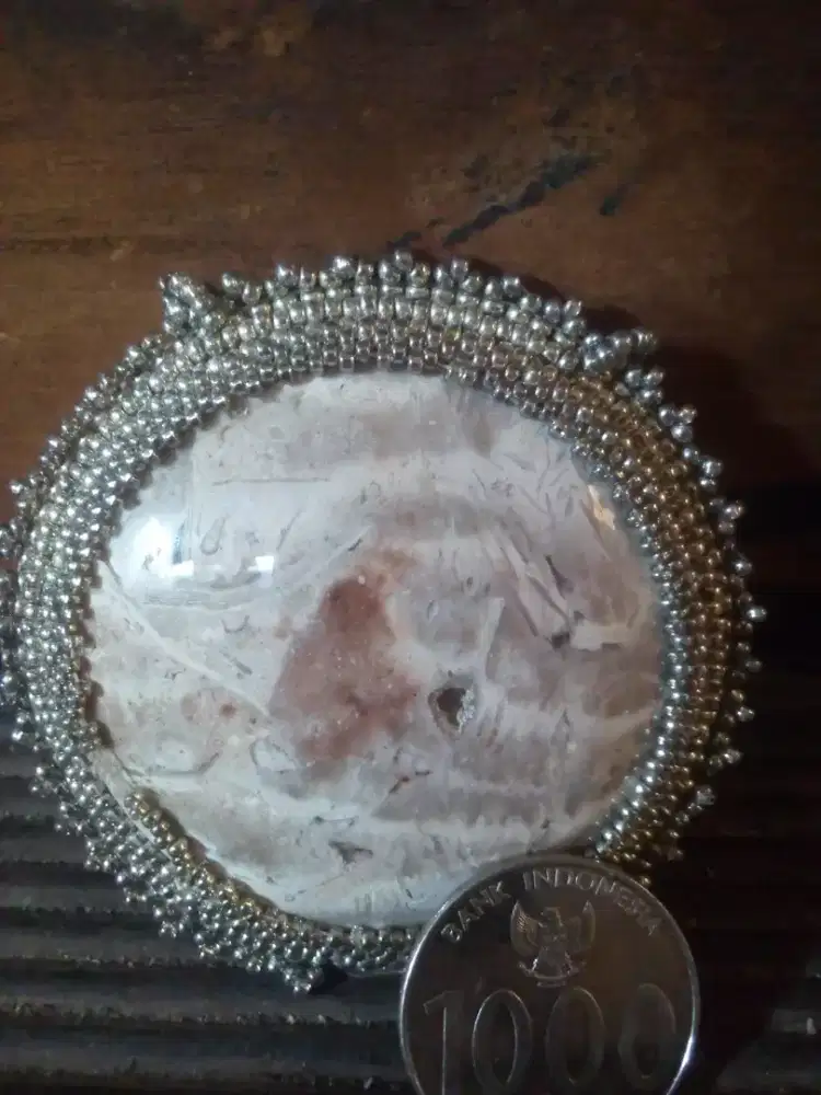 Bross dari thailand motif