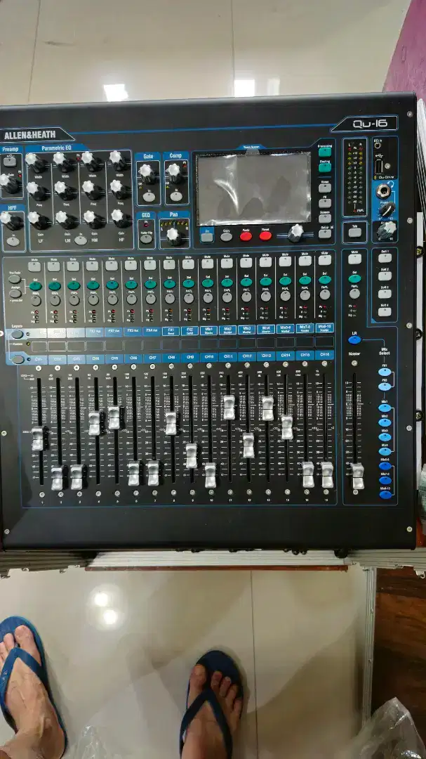 Dijual mixer digital Allen & Heath chrome series