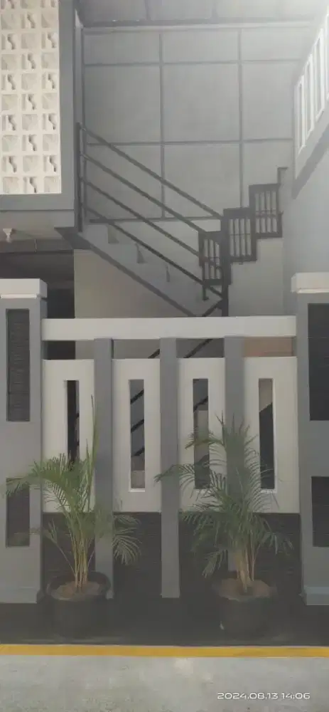 KONTRAKAN 10 PINTU KONDISI TERISI  + TOKO DIJUAL CEPAT