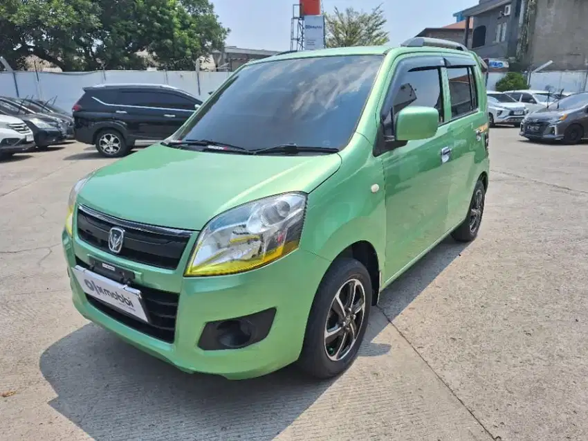 DP Rendah - Suzuki Karimun Wagon R 1.0 GL Bensin-MT 2014 (WYH)