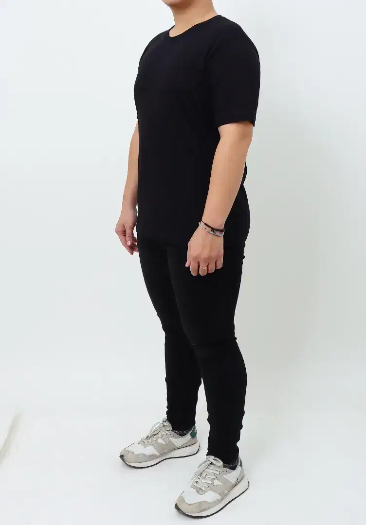 Kaos polos AVALOZ cotton combed 30s
