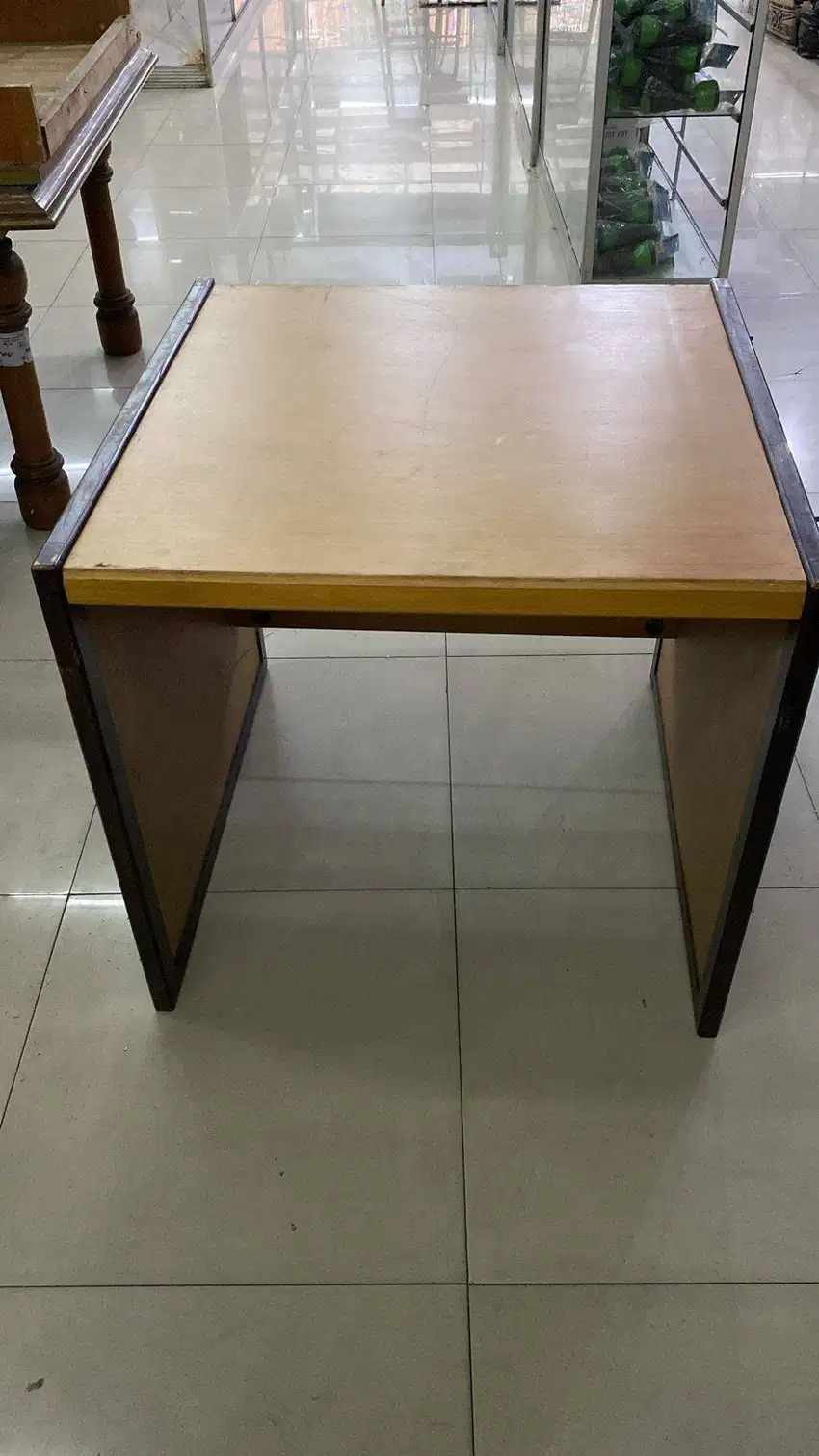 MEJA KAYU PERSEGI SERBAGUNA SECOND SEKEN BEKAS UK 79 X 79 X 75