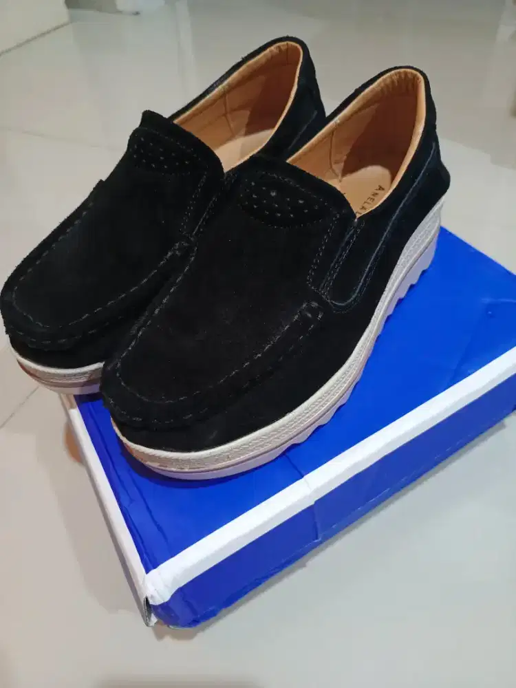 Sepatu Wedges Wanita Anela Original