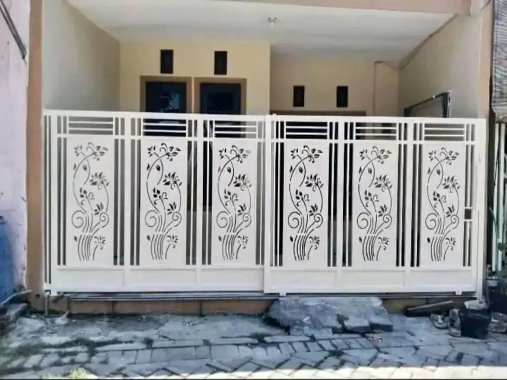 Tukang bengkel las pagar