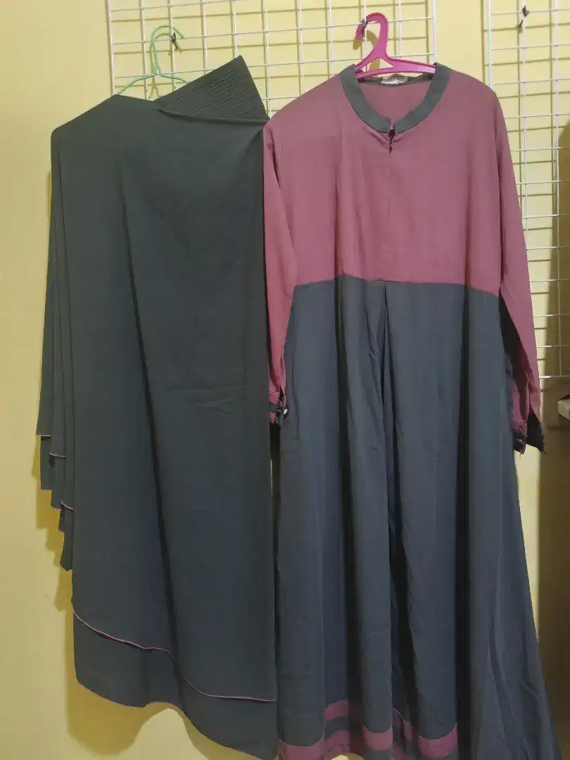 Gamis set baru dilepas dagangan