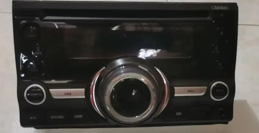 Head Unit Clarion CX 201 A