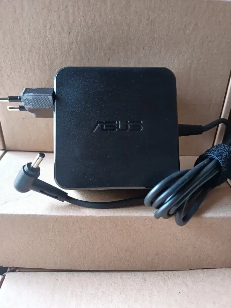 Adaptor Charger Laptop Asus A409U A409F A409M  A409UA A409J A409JB ORI