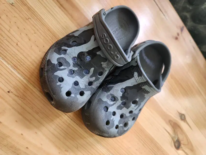 Crocs Army Aseli. Usia 3-4 thn
