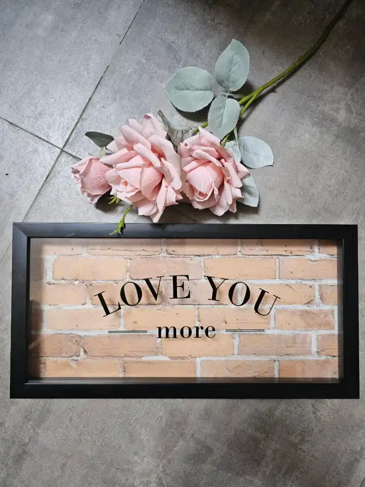 Pajangan dinding dekorasi rumah