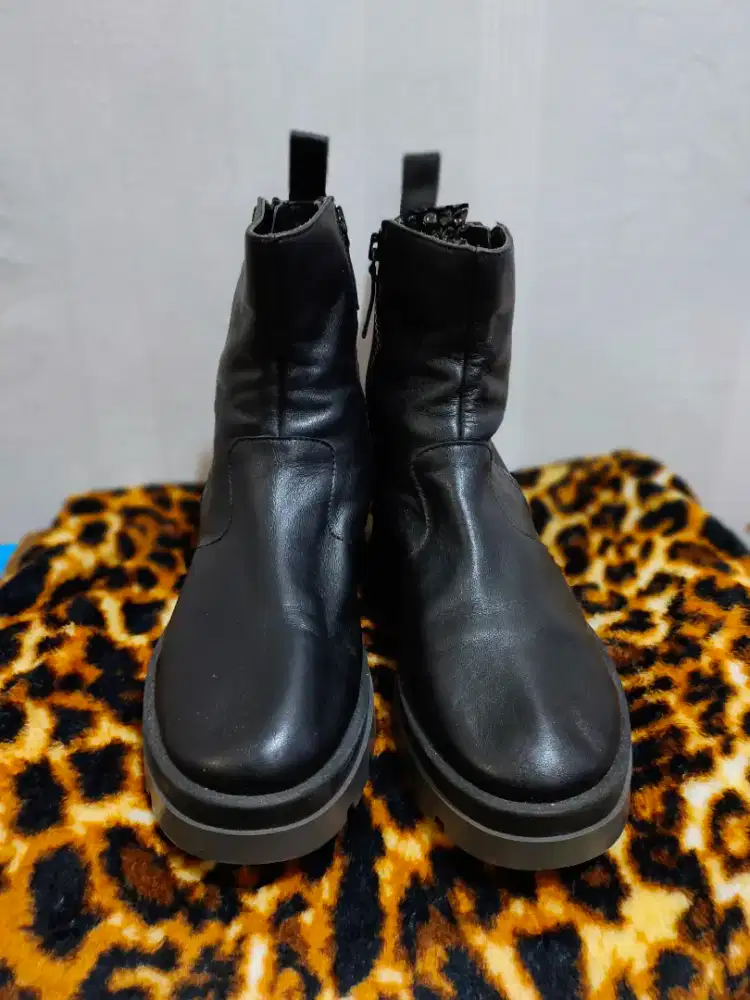 Sepatu boots Zanetti italiano