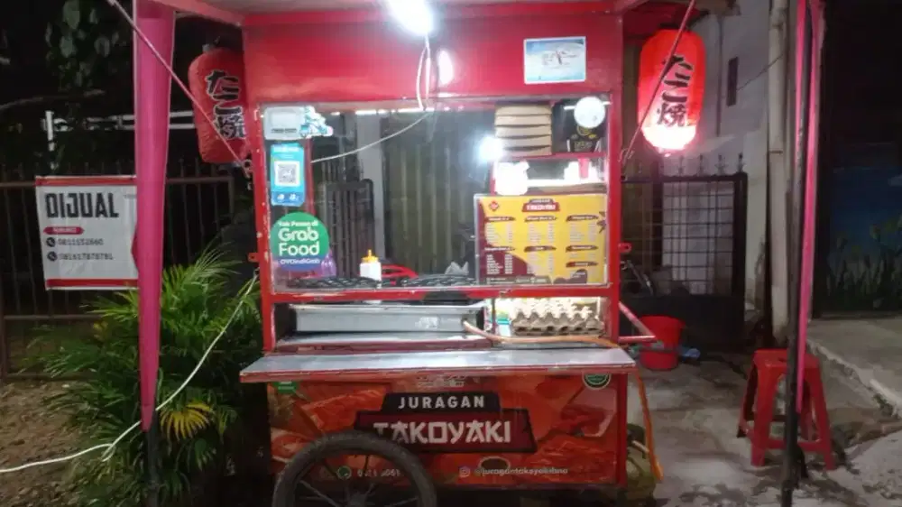 Dicari karyawan juragan takoyaki Jl. AR Hakim  gaji 1 jt per bulan