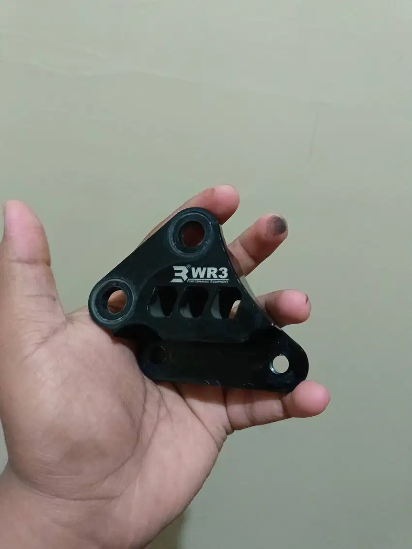 Breket WR3 Kaliper Depan 4P New Ninja 250 FI 2018