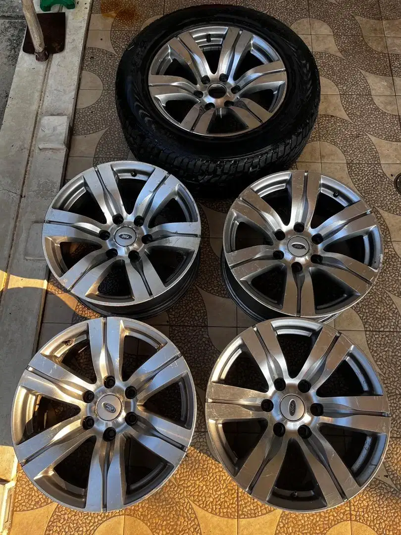 Velg R18 Ori Ford Everest Limited