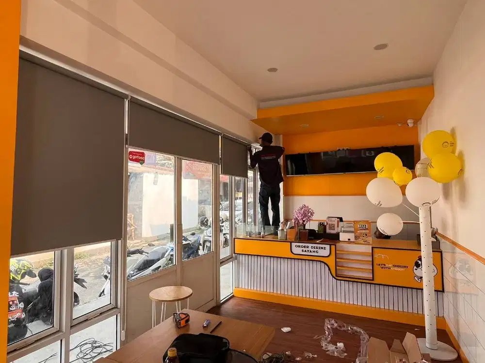 ROLLERBLINDS TIRAI GULUNG MINIMALIS