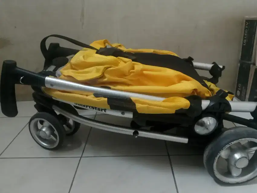 Kereta dorong bayi/anak layak pakai