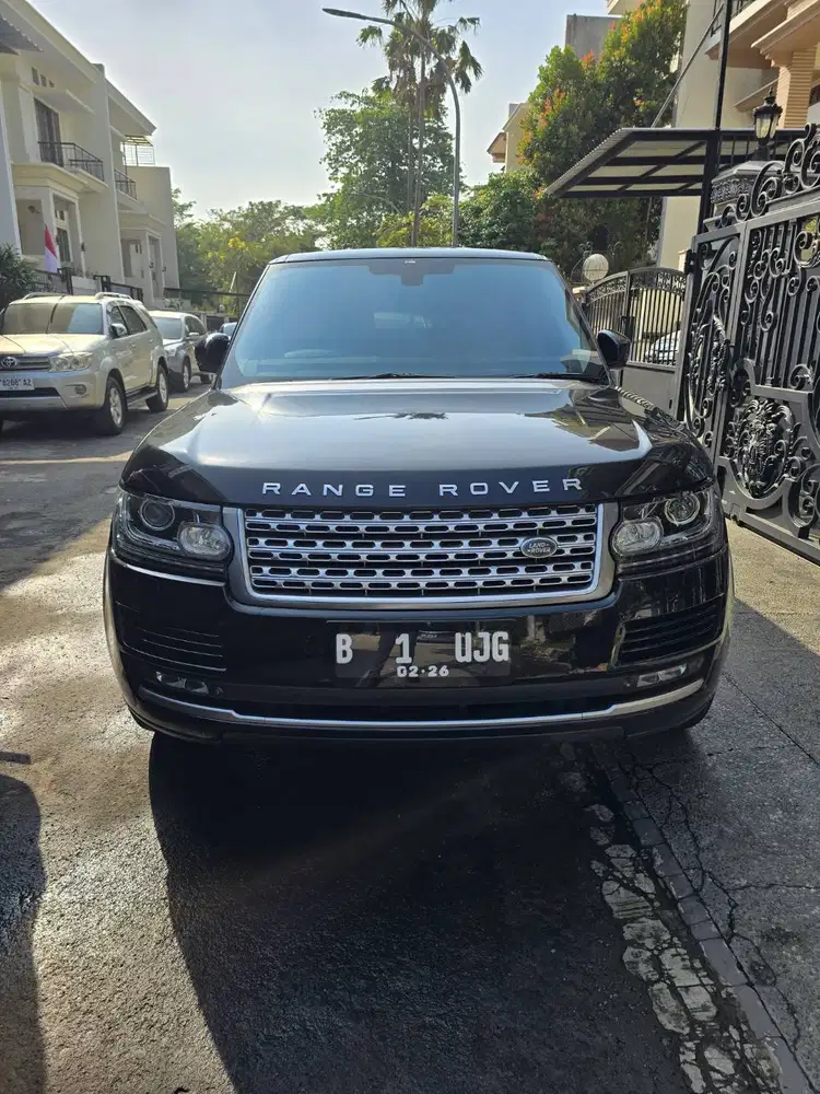 range rover vogue 2015 3.0 bensin vogue jakarta land rover 2015 black