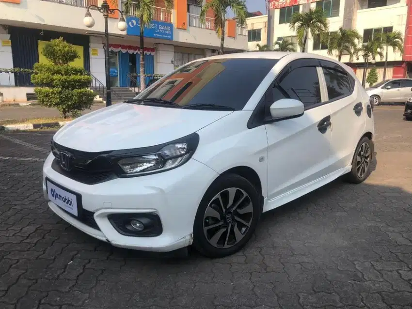 Pajak Panjang - Honda Brio Satya 1.2 E Bensin-AT 2019 (CYF)