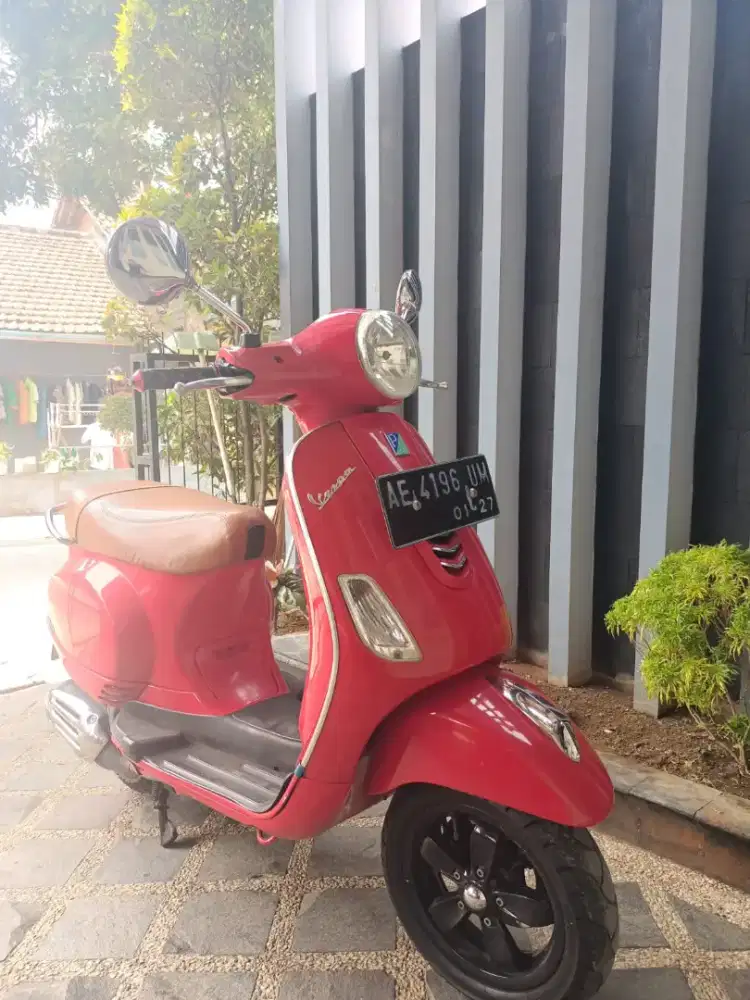 Vespa Lx 125  merah 2018