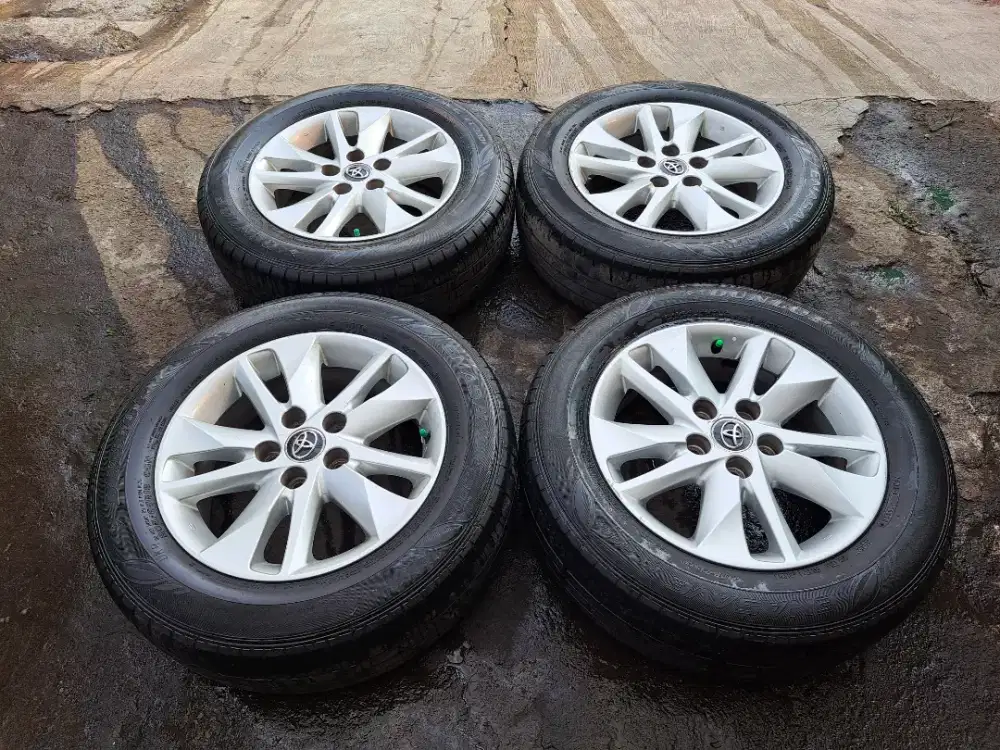 Velg mobil innova r16