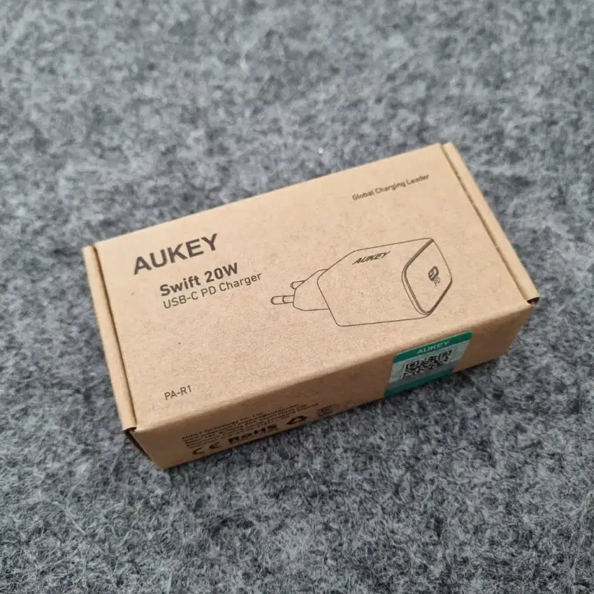 Aukey Swift 20W usb C PD charger - Baru Garansi Resmi
