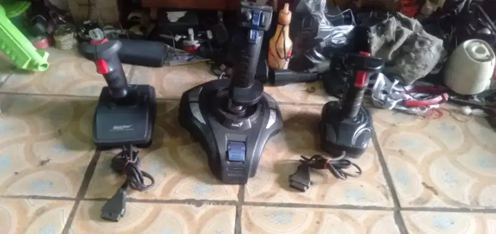 Slhkn plh slh 1 dr alat tambah mainan ank game lawas kond hdp murah sj