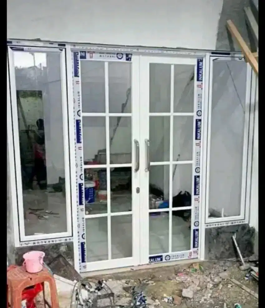 Kusen Aluminium pintu jendela kaca