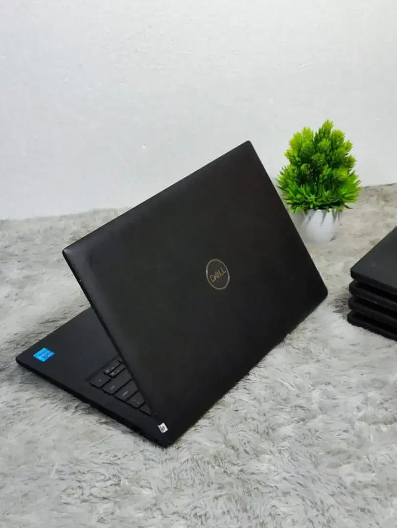 Jual laptop bekas DELL LATITUDE 3420