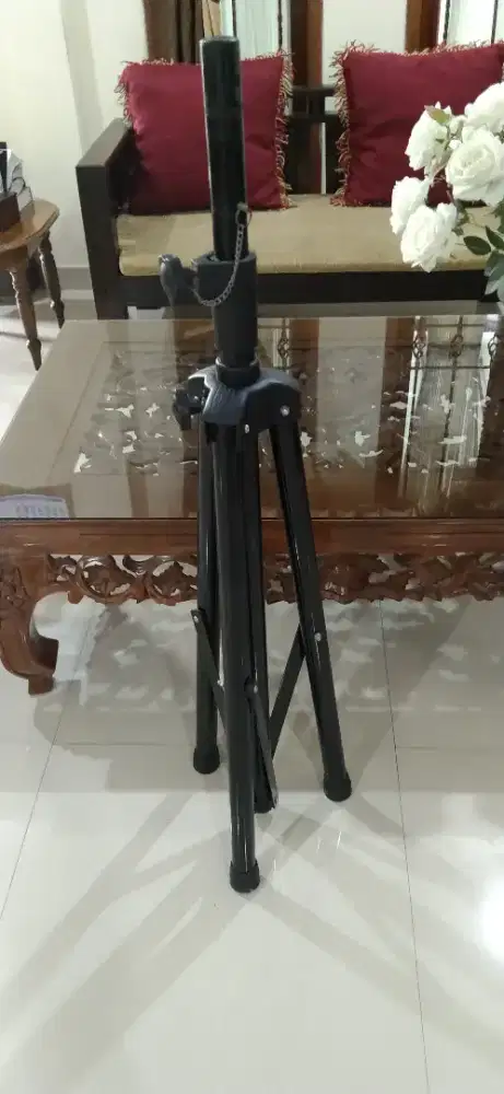 Kaki standing Speaker 10 inch s/d 20 inch besi kuat kokoh 90% mulus