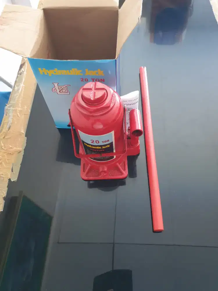 Dongkrak Mobil 20 Ton