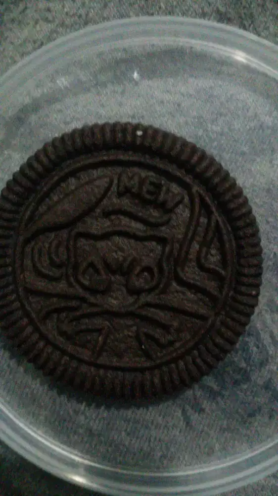 Snack Oreo pokemon mew