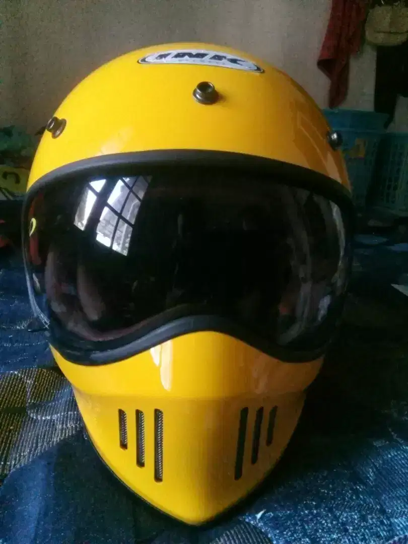 Helm ink tropper kuning