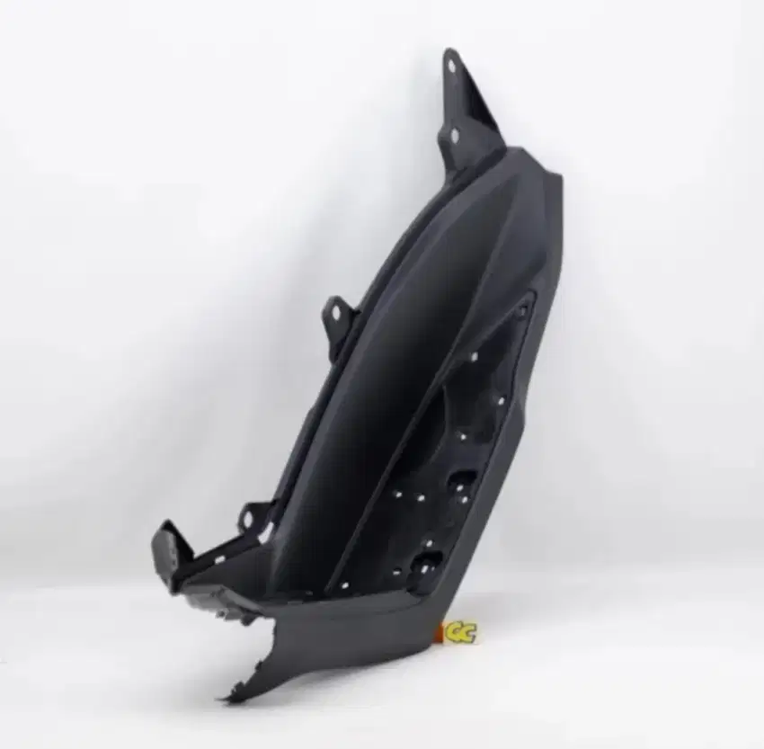 Footrest Pijakan Kaki Kiri Yamaha All New Nmax