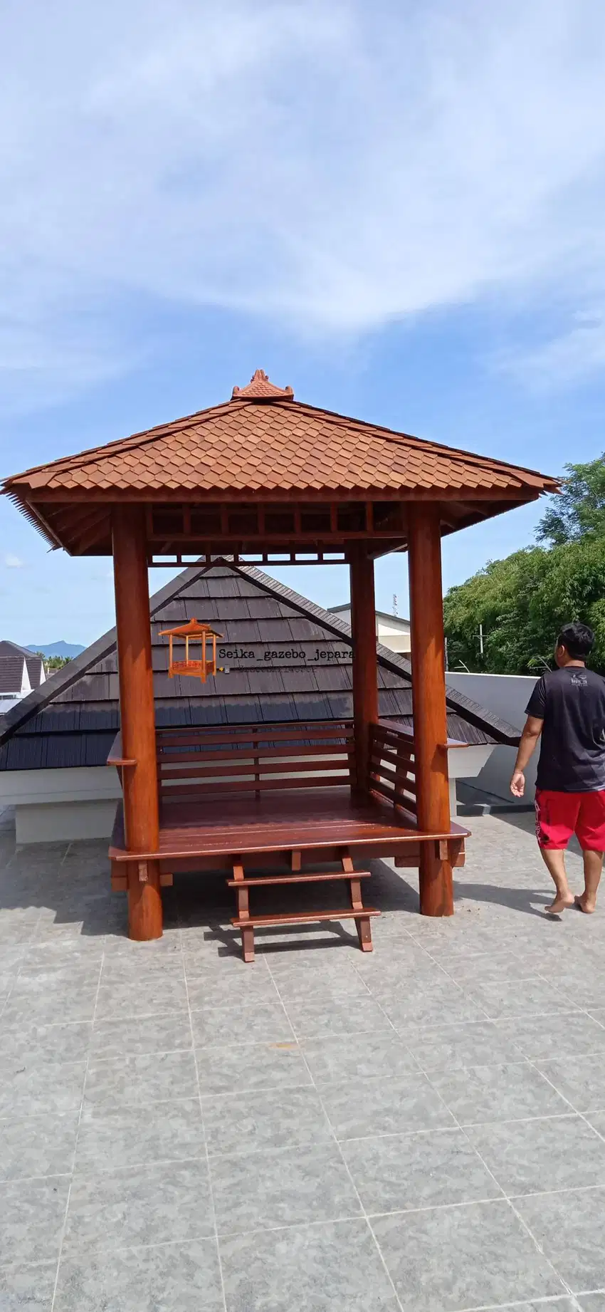 GAZEBO KAYU GUGU MINIMALIS MURAH DAN BERKUALITAS