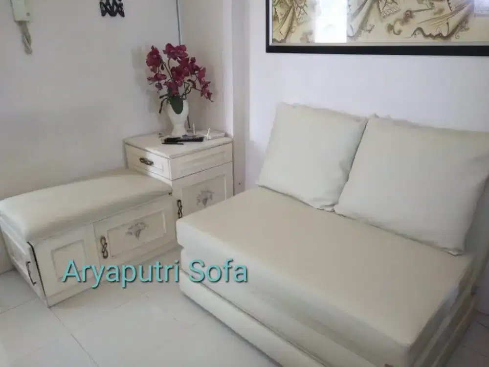 Jasa panggilan service sofa, jok, dan kursi