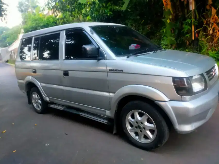 Mitsubishi kuda disel 2.4 Th2000 B bekasi